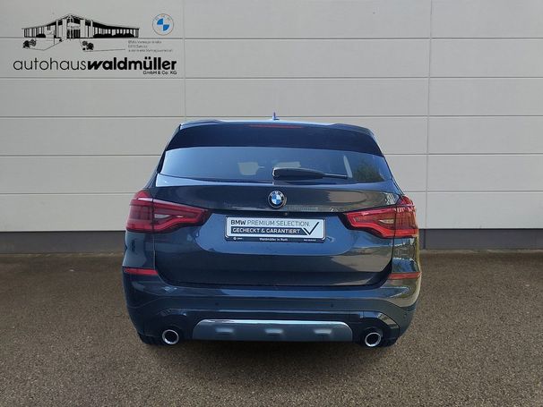 BMW X3 xDrive30d Luxury Line 195 kW image number 5