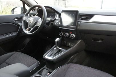 Car image 22