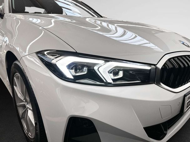 BMW 318i 115 kW image number 14