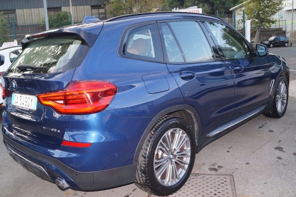 BMW X3 xDrive30e Luxury 215 kW image number 4