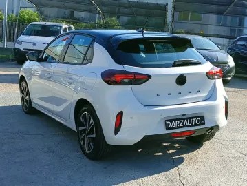 Car image 27