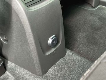 Car image 41