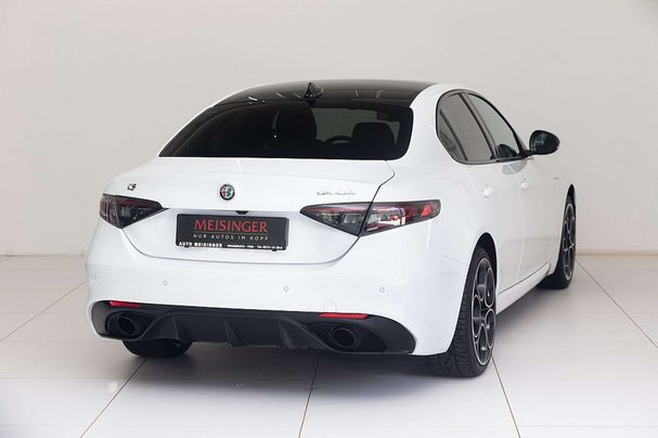 Alfa Romeo Giulia 2.0 16V Veloce 206 kW image number 2