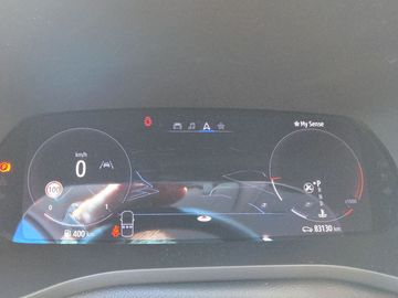 Car image 15