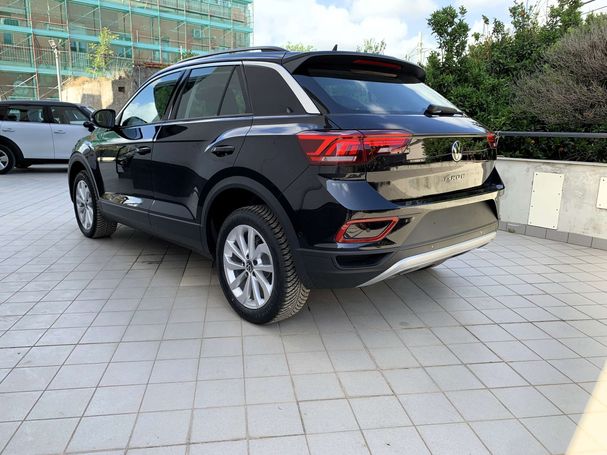 Volkswagen T-Roc 2.0 TDI Life 85 kW image number 2