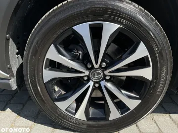 Car image 33