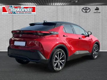 Car image 3