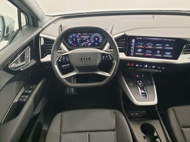 Audi Q4 40 e-tron S-line 150 kW image number 4