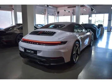 Car image 31
