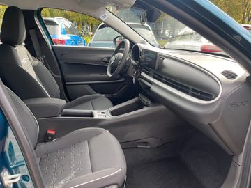 Car image 10