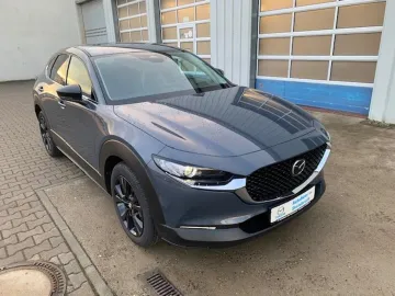 Car image 4