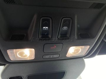 Car image 36