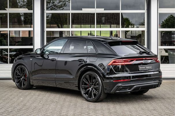 Audi Q8 60 TFSIe quattro 340 kW image number 4