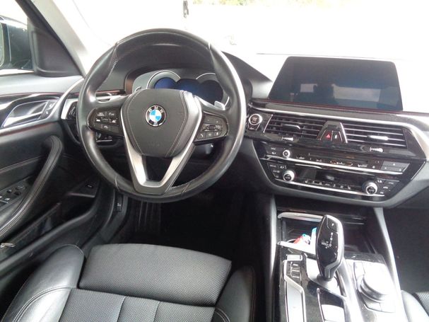 BMW 520d Sport Line 140 kW image number 10