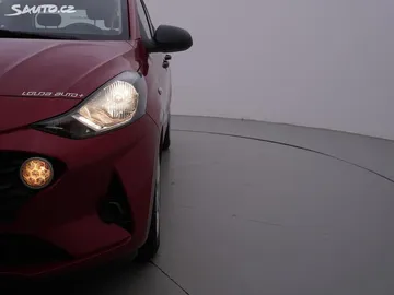 Car image 26