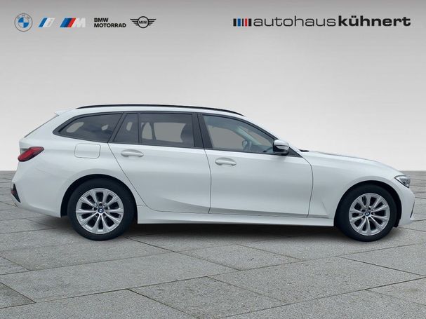 BMW 320d Touring xDrive 140 kW image number 2