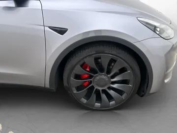 Car image 35