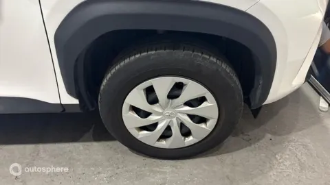 Car image 20