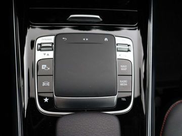 Car image 36