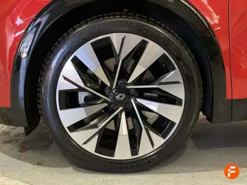 Car image 36