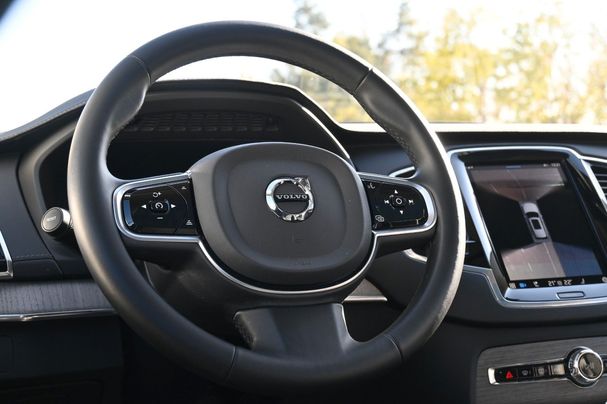 Volvo XC90 AWD Ultimate 173 kW image number 28