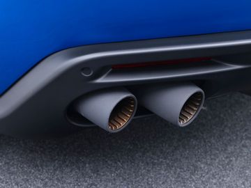 Car image 33