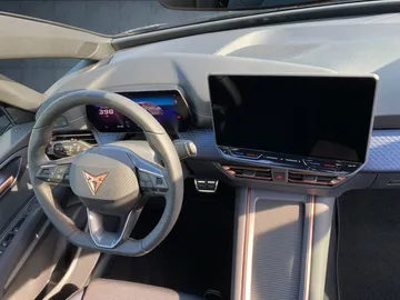 Car image 31