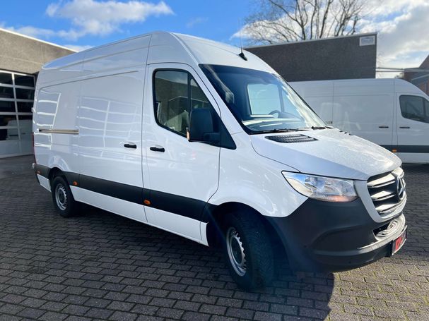 Mercedes-Benz Sprinter 317 RWD 127 kW image number 3