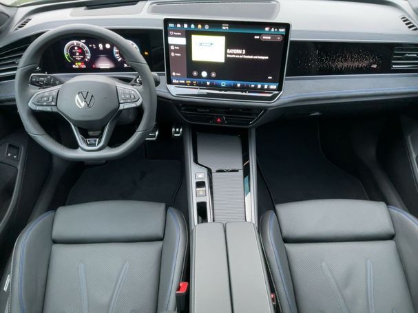 Volkswagen Passat Variant 1.5 eHybrid R-Line DSG 200 kW image number 8