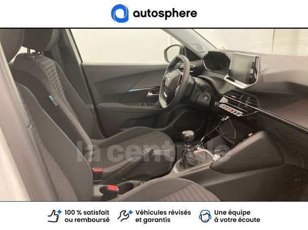 Peugeot 2008 PureTech 130 96 kW image number 32