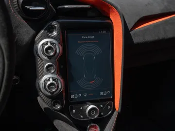 Car image 35
