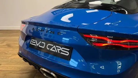 Car image 27