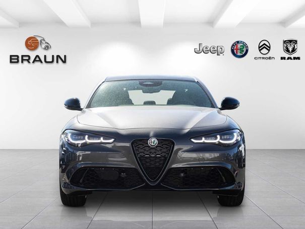 Alfa Romeo Giulia 2.0 Turbo 16V AT8-Q4 Veloce 206 kW image number 2