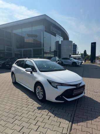 Toyota Corolla 1.8 Hybrid Comfort Touring Sports 90 kW image number 1