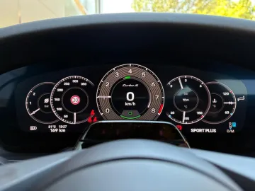 Car image 33