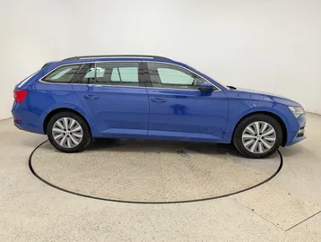Car image 35