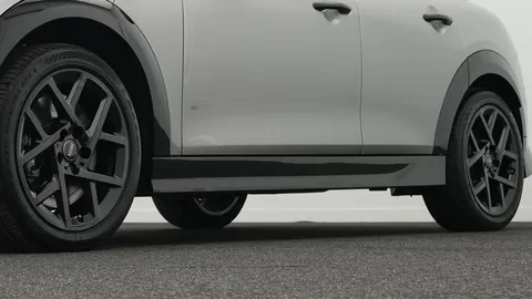 Car image 22