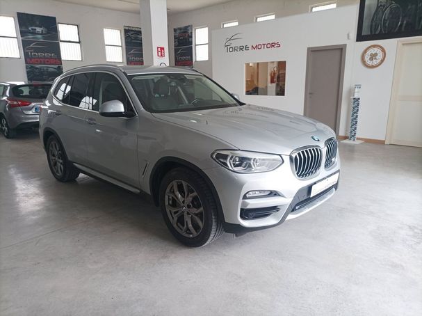 BMW X3 xDrive20d xLine 140 kW image number 8