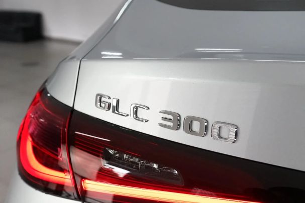 Mercedes-Benz GLC 300 190 kW image number 22