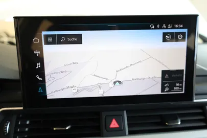 Car image 26