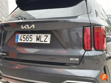 Car image 34