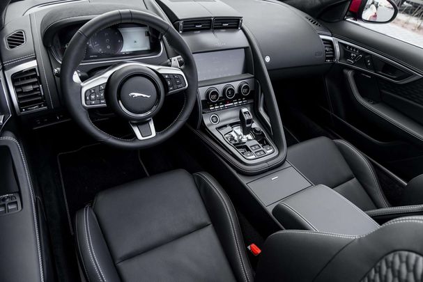 Jaguar F-Type Convertible R-Dynamic 221 kW image number 4