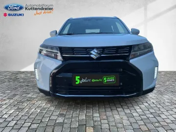 Car image 4