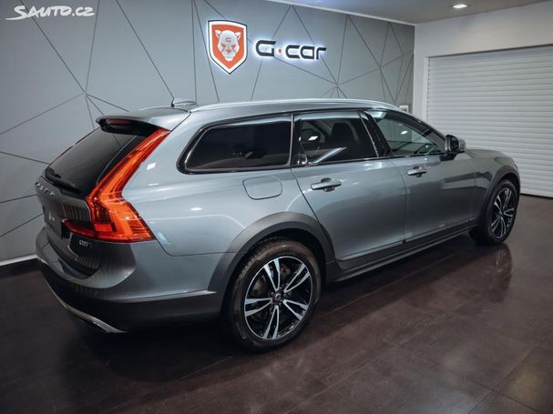 Volvo V90 Cross Country D5 AWD 173 kW image number 3