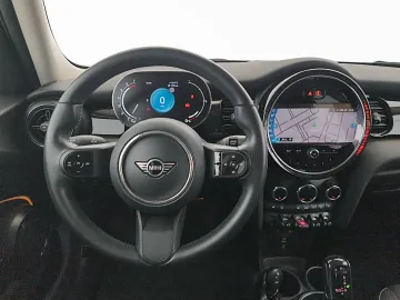 Car image 30