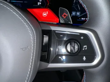 Car image 48