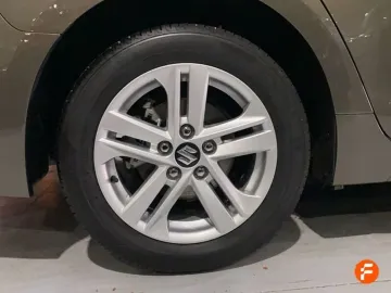 Car image 31