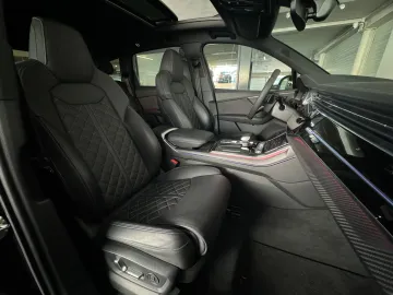 Car image 45