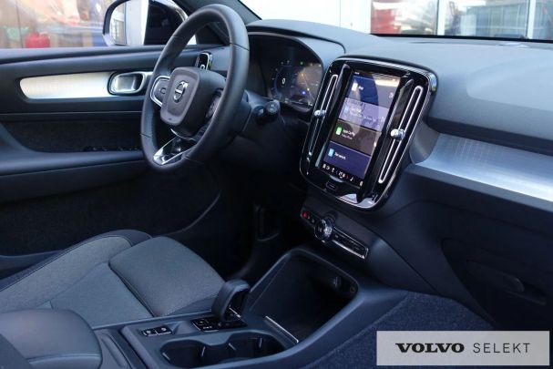 Volvo XC40 AWD 145 kW image number 32