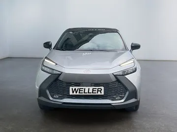 Car image 3